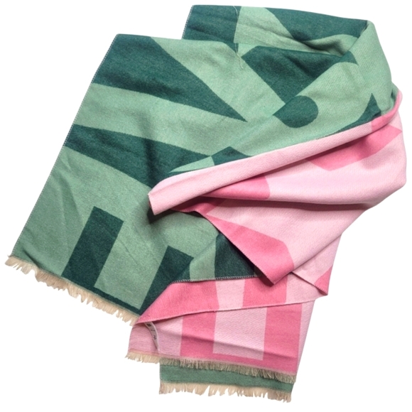 BP "ALWAYS L⭐VE" Scarf - Picture 2 of 4